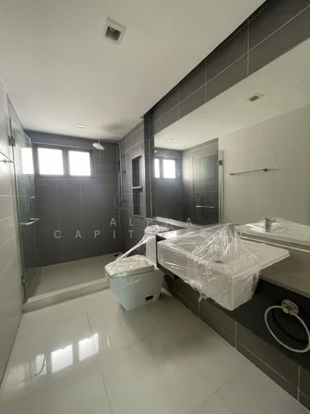 Baan Klang Muang Ratchayothin, Bangkok, 464 Phahonyothin Alley, Sena Nikhom, Chatuchak, Bangkok, 3 Bedrooms, 202 sqm, Townhouse For Sale, by Alpha Capital AMC, 500354087 - DDproperty.com