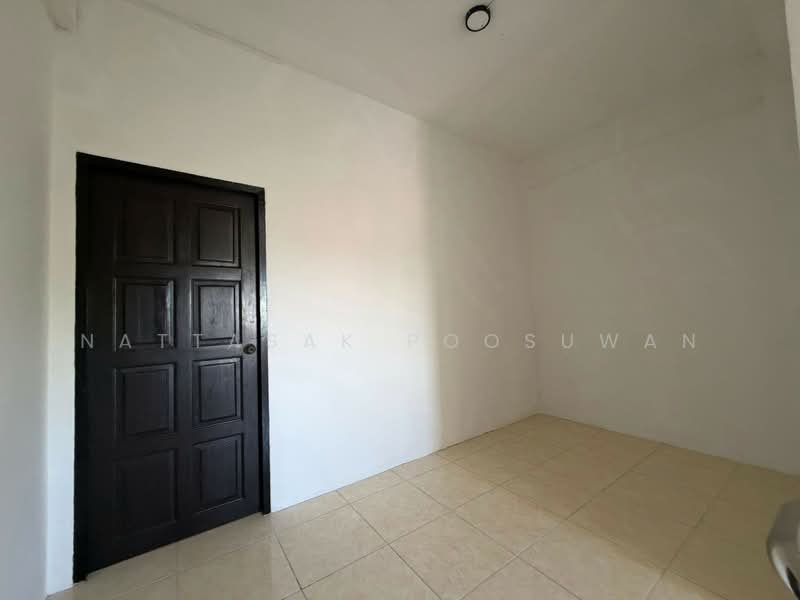 3-BR Townhouse, Chon Buri (Pattaya), Nong Pru, Bang Lamung (Pattaya), Chon Buri (Pattaya), 3 Bedrooms, 80 sqm, Townhouse For Sale, by Nattasak Poosuwan, 500354123 - DDproperty.com