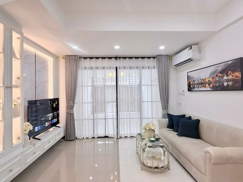 undefined, Chon Buri (Pattaya), Nong Pru, Bang Lamung (Pattaya), Chon Buri (Pattaya), 2 Bedrooms, 93 sqm, Townhouse For Sale, by Nattasak Poosuwan, 500354128 - DDproperty.com