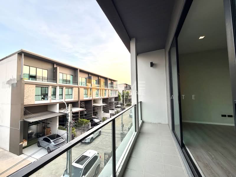 Baan Klang Muang Vibhavadi : บ้านกลางเมือง วิภาวดี, กรุงเทพ, ซอย วิภาวดีรังสิต, ตลาดบางเขน, หลักสี่, กรุงเทพ, 193 ตร.ม., Townhouse ขาย, โดย HOME Real Estate Service, 500354145 - DDproperty.com
