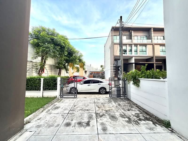 Baan Klang Muang Vibhavadi, Bangkok, Soi Vibhavadi Rangsit, Talat Bang Khen, Lak Si, Bangkok, 3 Bedrooms, 193 sqm, Townhouse For Sale, by HOME Real Estate Service, 500354145 - DDproperty.com