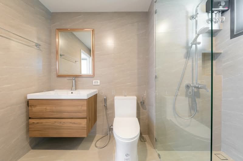 3-BR Townhouse, Bangkok, Bowon Niwet, Phra Nakhon, Bangkok, 3 Bedrooms, 420 sqm, Townhouse For Sale, by Sataporn Jalao, 500354156 - DDproperty.com