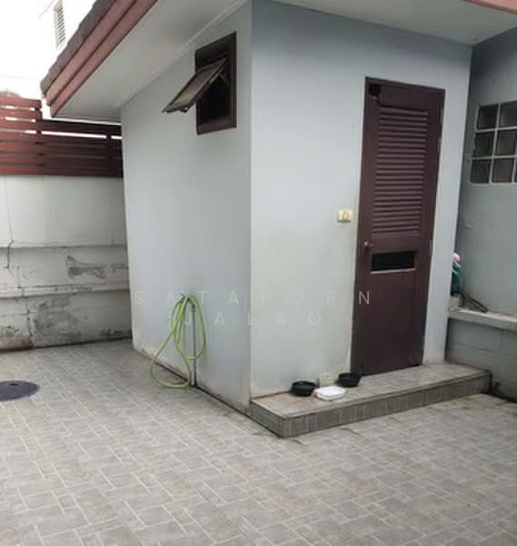 6-BR House, Bangkok, Samsen Nok, Huai Khwang, Bangkok, 6 Bedrooms, 400 sqm, Single Detached House For Sale, by Sataporn Jalao, 500354168 - DDproperty.com