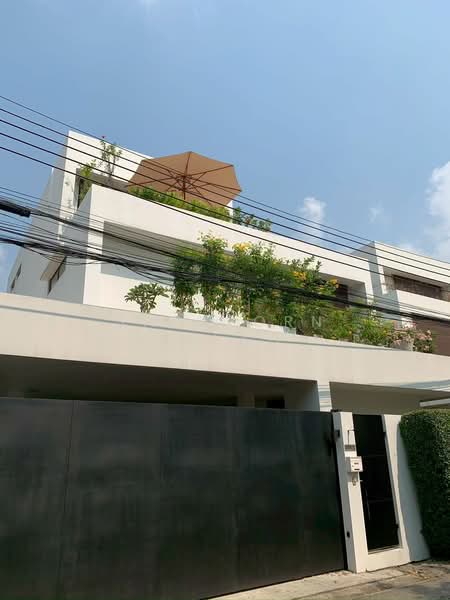 วิลล่า 4-ห้องนอน, กรุงเทพ, คลองตันเหนือ, วัฒนา, กรุงเทพ, 450 ตร.ม., วิลล่า ให้เช่า, โดย Sataporn Jalao, 500354204 - DDproperty.com