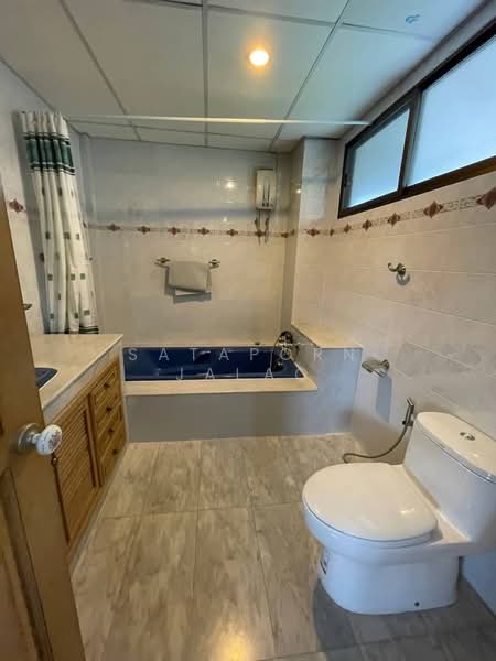 undefined, Bangkok, Phra Kanong, Khlong Toei, Bangkok, 3 Bedrooms, 350 sqm, Townhouse For Rent, by Sataporn Jalao, 500354251 - DDproperty.com