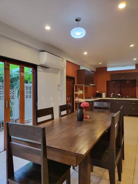 3-BR House, Bangkok, Din Daeng, Bangkok, 3 Bedrooms, 240 sqm, Single Detached House For Rent, by Pasupit Ditbanjong, 500354252 - DDproperty.com