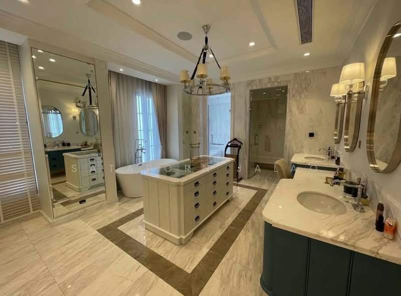 4-BR Villa, Bangkok, Khlong Tan Nua, Watthana, Bangkok, 4 Bedrooms, 864 sqm, Villa For Rent, by Sataporn Jalao, 500354264 - DDproperty.com