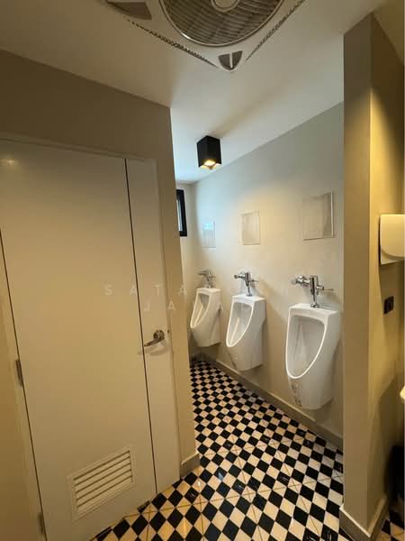 6-BR Townhouse, Bangkok, Bang Chak, Phra Khanong, Bangkok, 6 Bedrooms, 450 sqm, Townhouse For Rent, by Sataporn Jalao, 500354266 - DDproperty.com