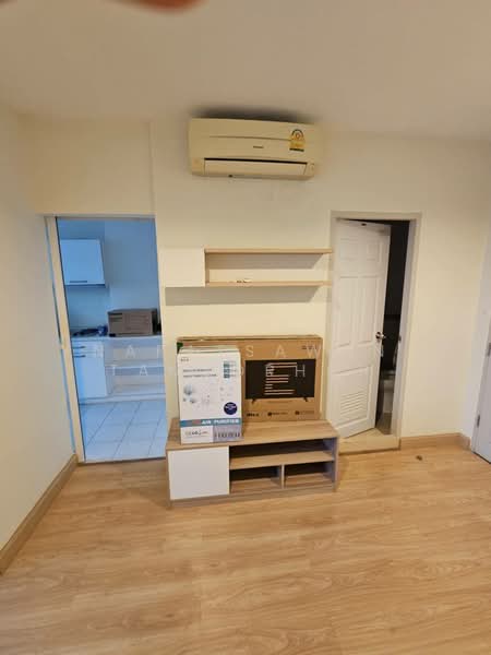 Life @ Ratchada-Suthisan, Bangkok, Ratchadapisek Road, Samsen Nok, Huai Khwang, Bangkok, 1 Bedroom, 42 sqm, Condo For Rent, by Napatsawan Tamjorhor, 500354306 - DDproperty.com