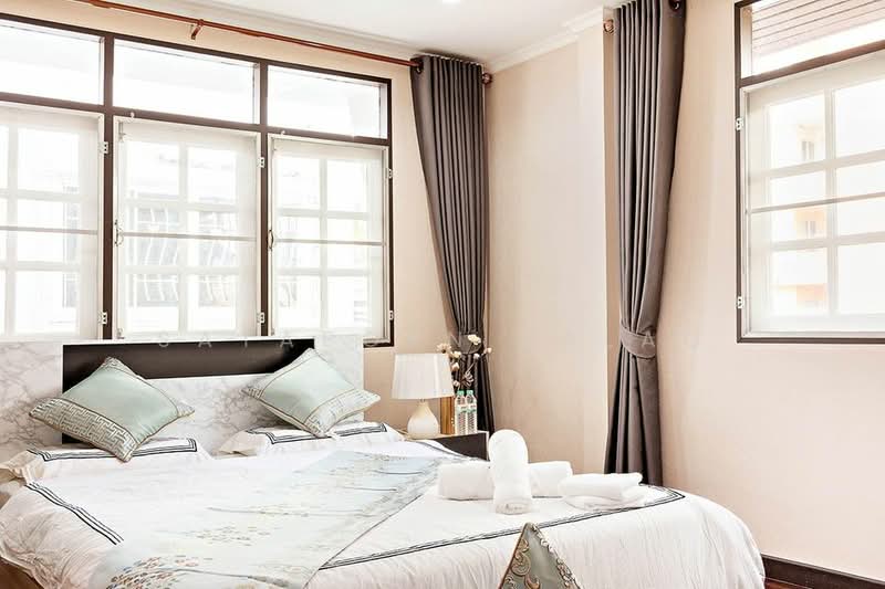 5-BR House, Bangkok, Huai Khwang, Bangkok, 5 Bedrooms, 400 sqm, Single Detached House For Rent, by Sataporn Jalao, 500354319 - DDproperty.com