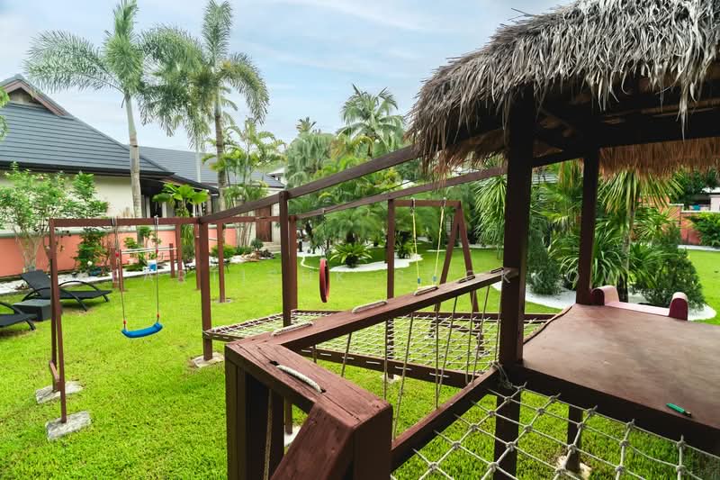 5-BR Villa, Phuket, Rawai, Muang Phuket, Phuket, 5 Bedrooms, 530 sqm, Villa For Sale, by Keartisuk Sookkow, 500354333 - DDproperty.com