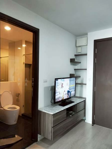 Rhythm Sathorn-Narathiwas, Bangkok, 651 Naradhiwas Rajanagarindra Road, Thung Maha Mek, Sathon, Bangkok, 1 Bedroom, 35 sqm, Condo For Rent, by Patcharames Pattharapornviboon, 500354361 - DDproperty.com