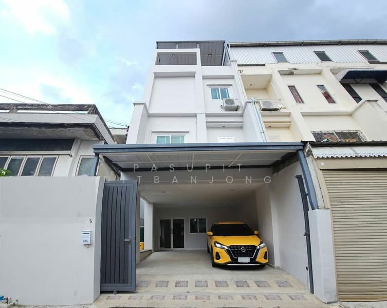4-BR Townhouse, Bangkok, Samsen Nok, Huai Khwang, Bangkok, 4 Bedrooms, 200 sqm, Townhouse For Rent, by Pasupit Ditbanjong, 500354373 - DDproperty.com