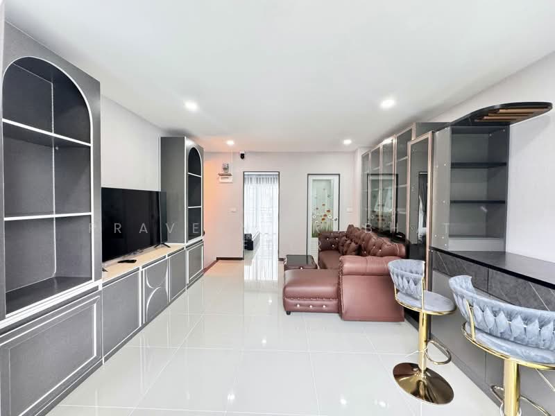 Diana Estates South Pattaya, Chon Buri (Pattaya), 9 บัวขาว, Ban Bung, Ban Bung, Chon Buri (Pattaya), 3 Bedrooms, 288 sqm, Condo For Rent, by Praveen Peter, 500354378 - DDproperty.com