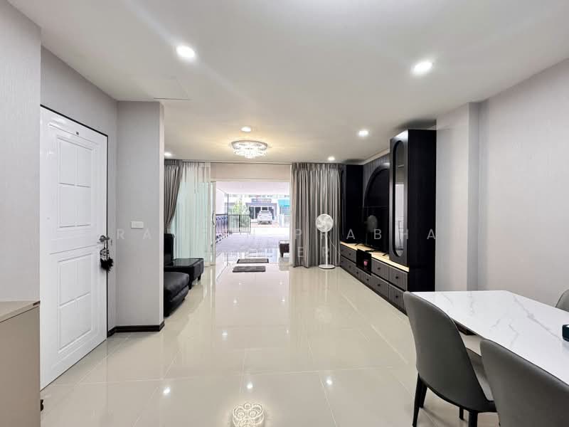 Diana Estates South Pattaya, Chon Buri (Pattaya), 9 บัวขาว, Ban Bung, Ban Bung, Chon Buri (Pattaya), 3 Bedrooms, 288 sqm, Condo For Rent, by Praveen Peter, 500354378 - DDproperty.com