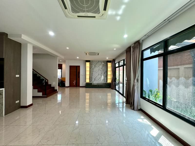 บ้านเดี่ยว ดอนเมือง, Bangkok, โกสุมรวมใจ, Si Khan, Don Mueang, Bangkok, 4 Bedrooms, 280 sqm, Single Detached House For Sale, by วิดารัตน์ กาติ้ง, 500354385 - DDproperty.com
