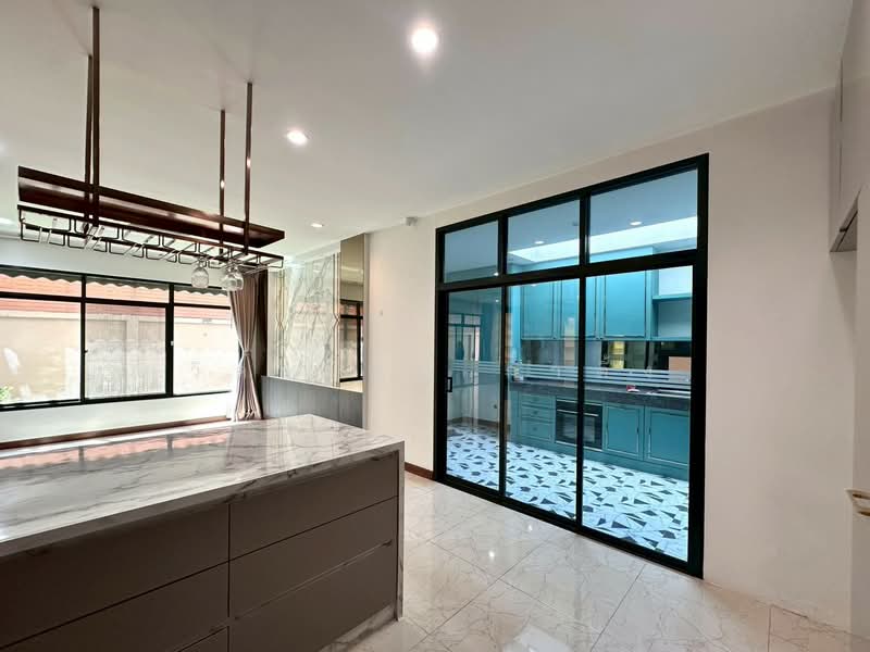 บ้านเดี่ยว ดอนเมือง, Bangkok, โกสุมรวมใจ, Si Khan, Don Mueang, Bangkok, 4 Bedrooms, 280 sqm, Single Detached House For Sale, by วิดารัตน์ กาติ้ง, 500354385 - DDproperty.com