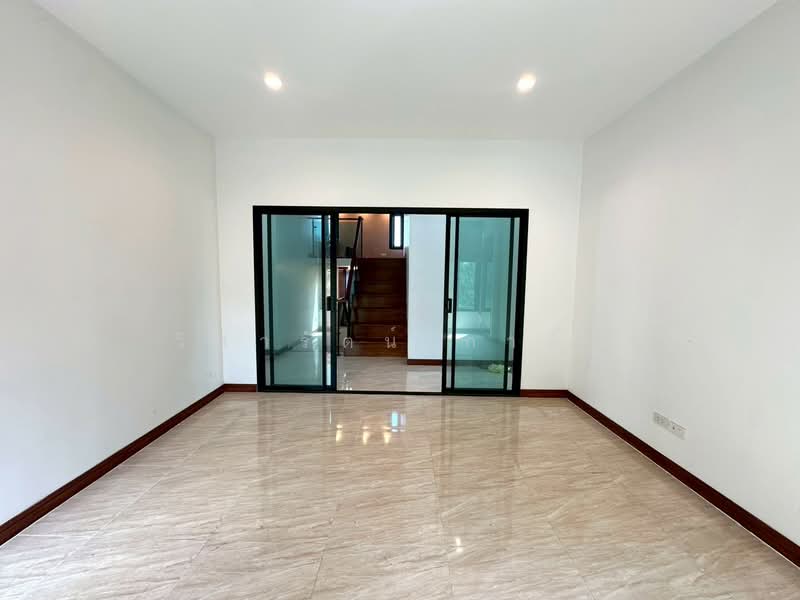 บ้านเดี่ยว ดอนเมือง, Bangkok, โกสุมรวมใจ, Si Khan, Don Mueang, Bangkok, 4 Bedrooms, 280 sqm, Single Detached House For Sale, by วิดารัตน์ กาติ้ง, 500354385 - DDproperty.com