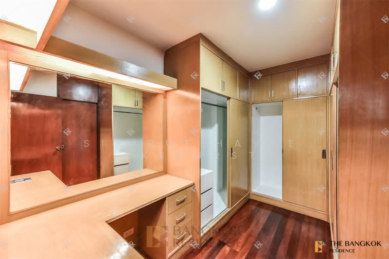 House Area Sukhumvit 4, Bangkok, สุขุมวิท, Khlong Toei, Bangkok, 4 Bedrooms, 510 sqm, Single Detached House For Sale, by Sirirut Havee Akehurst, 500354447 - DDproperty.com