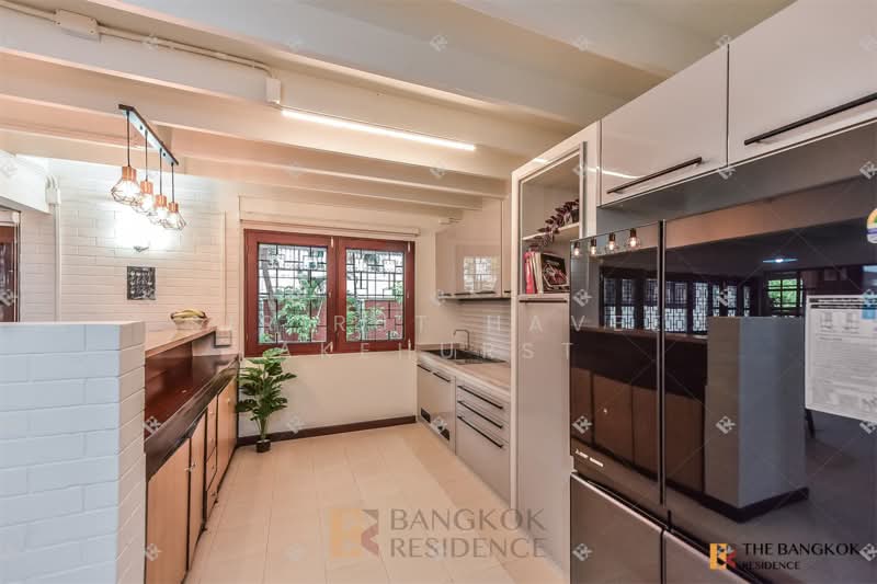 House Area Sukhumvit 4, Bangkok, สุขุมวิท, Khlong Toei, Bangkok, 4 Bedrooms, 510 sqm, Single Detached House For Sale, by Sirirut Havee Akehurst, 500354447 - DDproperty.com