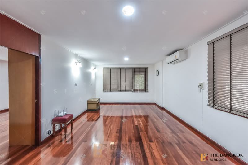 House Area Sukhumvit 4, Bangkok, สุขุมวิท, Khlong Toei, Bangkok, 4 Bedrooms, 510 sqm, Single Detached House For Sale, by Sirirut Havee Akehurst, 500354447 - DDproperty.com