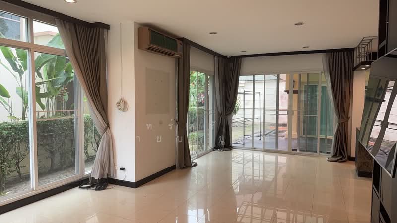 Laddarom Ekkamai-Ramintra : ลัดดารมย์ เอกมัย-รามอินทรา, กรุงเทพ, ถนนเกษตร-นวมินทร์, นวลจันทร์, บึงกุ่ม, กรุงเทพ, 250 ตร.ม., บ้านเดี่ยว ขาย, โดย ภัทร์ศรัณย์ กายบริบูรณ์, 500354451 - DDproperty.com