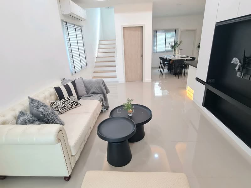 Nirvana Absolute Krungthep Kreetha, Bangkok, Soi Krungthep Kreetha B 5, Saphan Sung, Bangkok, 3 Bedrooms, 300 sqm, Single Detached House For Rent, by NTG Property House Co.,Ltd., 500354454 - DDproperty.com