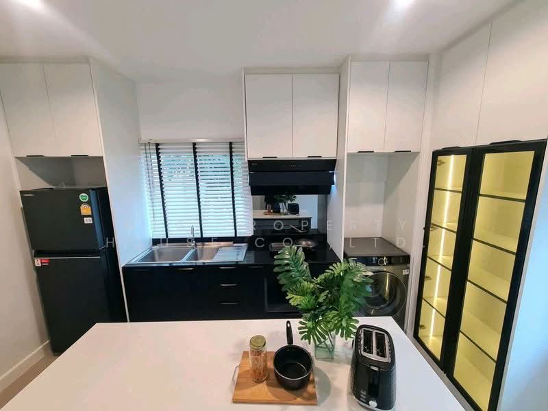 Nirvana Absolute Krungthep Kreetha, Bangkok, Soi Krungthep Kreetha B 5, Saphan Sung, Bangkok, 3 Bedrooms, 300 sqm, Single Detached House For Rent, by NTG Property House Co.,Ltd., 500354454 - DDproperty.com