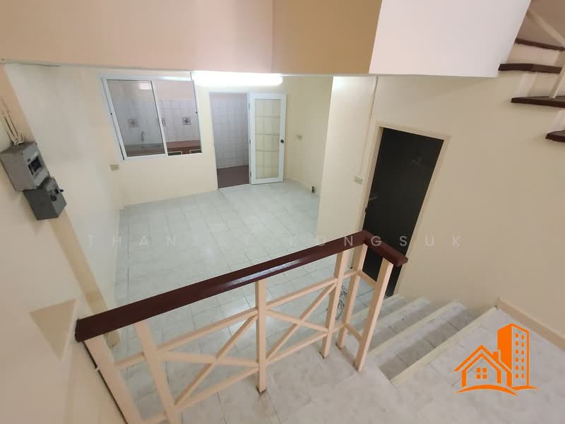 ทาวน์เฮ้าส์ 3 ชั้น ม.ควีนเพลส 3 ซ.อ่อนนุช 44, Bangkok, Suan Luang, Bangkok, 3 Bedrooms, 120 sqm, Townhouse For Sale, by Thanest Kongsuk, 500354468 - DDproperty.com