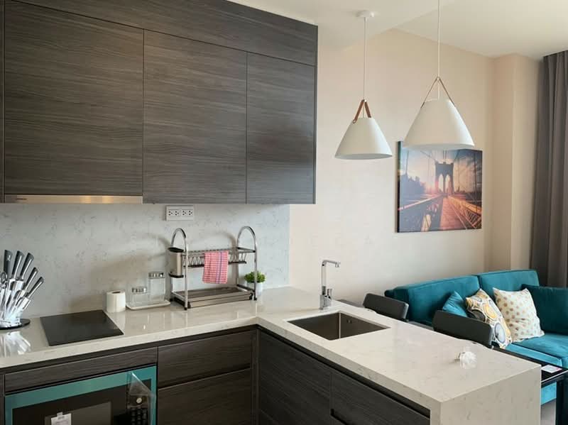 The Esse Asoke, Bangkok, 333 Soi Sukhumvit 21, Sukhumvit Road, Khlongtoei Nua, Watthana, Bangkok, 1 Bedroom, 50 sqm, Condo For Rent, by Simon Decalf, 500354482 - DDproperty.com
