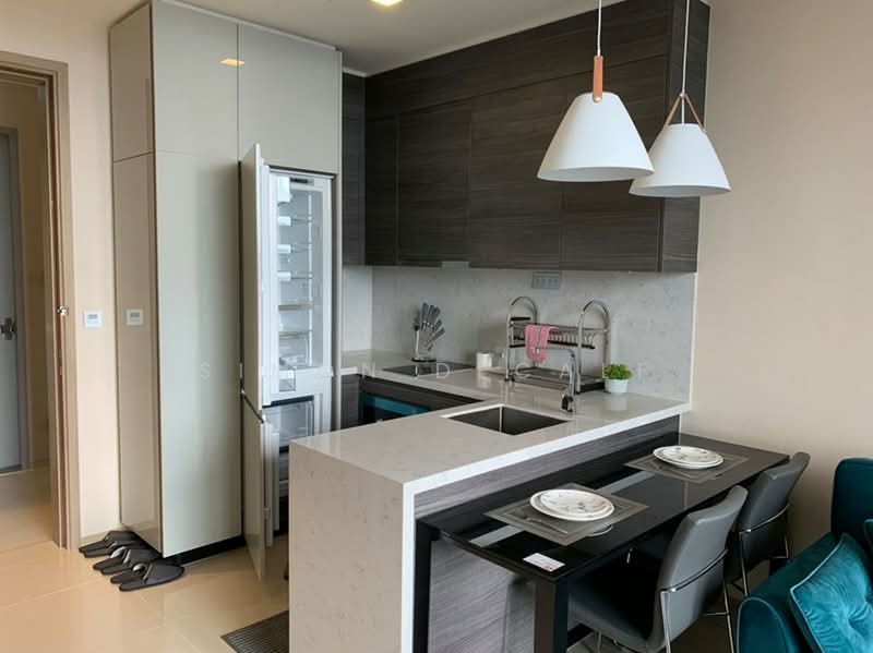 The Esse Asoke, Bangkok, 333 Soi Sukhumvit 21, Sukhumvit Road, Khlongtoei Nua, Watthana, Bangkok, 1 Bedroom, 50 sqm, Condo For Rent, by Simon Decalf, 500354482 - DDproperty.com