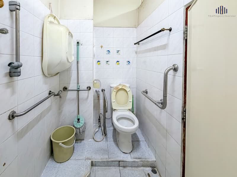 Urgent Sale – 2 Adjoining Commercial Buildings (4.5 Storeys), Bangkok, Bang Yi Rua, Thon Buri, Bangkok, 1 Bedroom, 528 sqm, Townhouse For Sale, by คุณลี, 500354486 - DDproperty.com