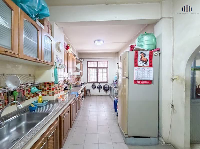 Urgent Sale – 2 Adjoining Commercial Buildings (4.5 Storeys), Bangkok, Bang Yi Rua, Thon Buri, Bangkok, 1 Bedroom, 528 sqm, Townhouse For Sale, by คุณลี, 500354486 - DDproperty.com