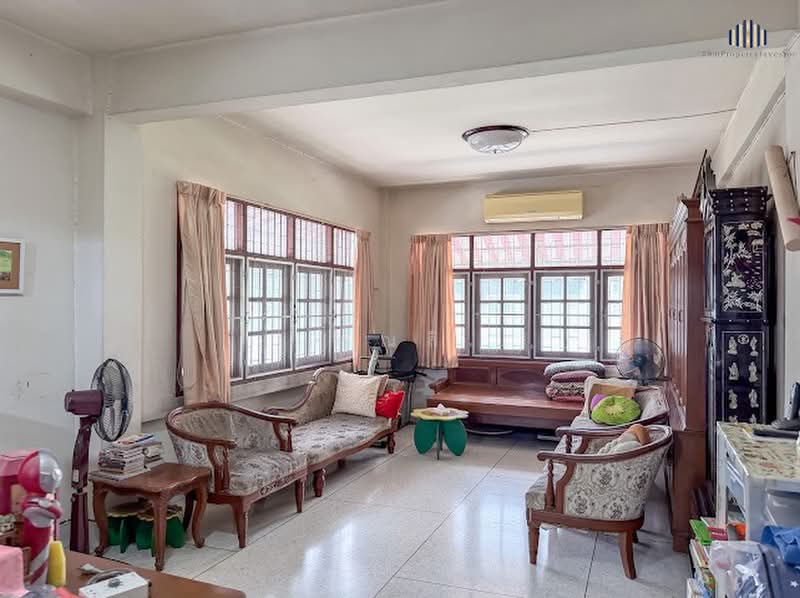 Urgent Sale – 2 Adjoining Commercial Buildings (4.5 Storeys), Bangkok, Bang Yi Rua, Thon Buri, Bangkok, 1 Bedroom, 528 sqm, Townhouse For Sale, by คุณลี, 500354486 - DDproperty.com