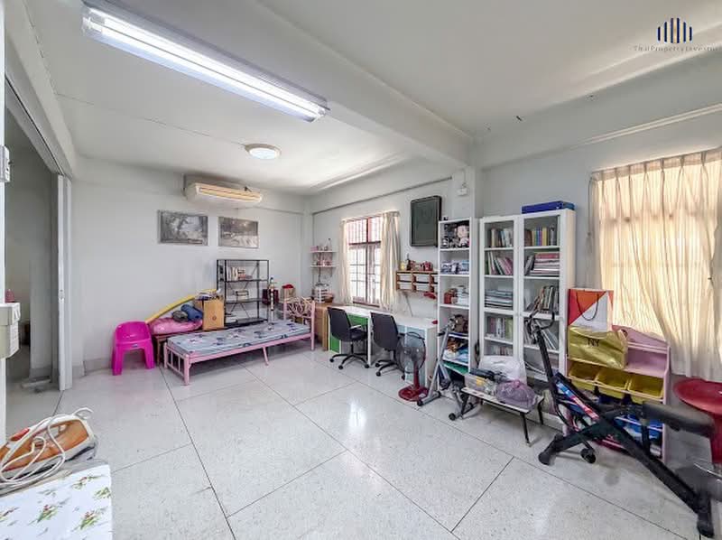 Urgent Sale – 2 Adjoining Commercial Buildings (4.5 Storeys), Bangkok, Bang Yi Rua, Thon Buri, Bangkok, 1 Bedroom, 528 sqm, Townhouse For Sale, by คุณลี, 500354486 - DDproperty.com