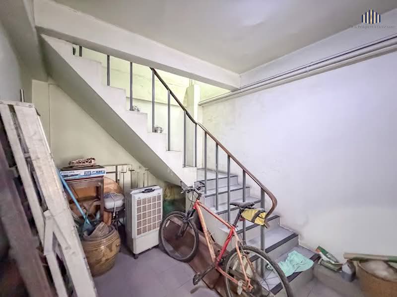 Urgent Sale – 2 Adjoining Commercial Buildings (4.5 Storeys), Bangkok, Bang Yi Rua, Thon Buri, Bangkok, 1 Bedroom, 528 sqm, Townhouse For Sale, by คุณลี, 500354486 - DDproperty.com