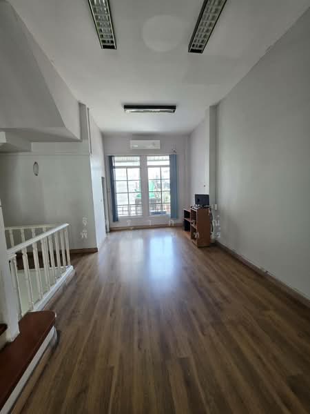 Baan Klang Muang Rama 9 - Ladprao : บ้านกลางเมือง พระรามเก้า - ลาดพร้าว, กรุงเทพ, ซอย ลาดพร้าว 88, วังทองหลาง, กรุงเทพ, 480 ตร.ม., ทาวน์เฮ้าส์ ให้เช่า, โดย จิตราภรณ์ พิมพ์จันทร์, 500354491 - DDproperty.com