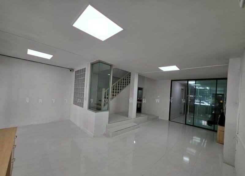 Baan Klang Muang Rama 9 - Ladprao, Bangkok, Soi Ladprao 88, Wang Thonglang, Bangkok, 5 Bedrooms, 480 sqm, Townhouse For Rent, by จิตราภรณ์ พิมพ์จันทร์, 500354491 - DDproperty.com