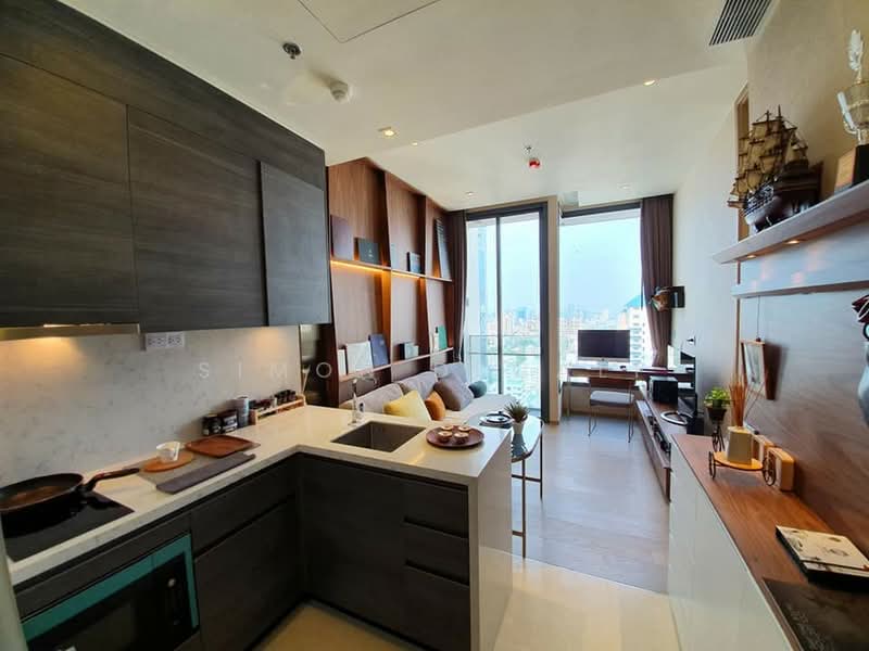 The Esse Asoke, Bangkok, 333 Soi Sukhumvit 21, Sukhumvit Road, Khlongtoei Nua, Watthana, Bangkok, 1 Bedroom, 37 sqm, Condo For Rent, by Simon Decalf, 500354496 - DDproperty.com
