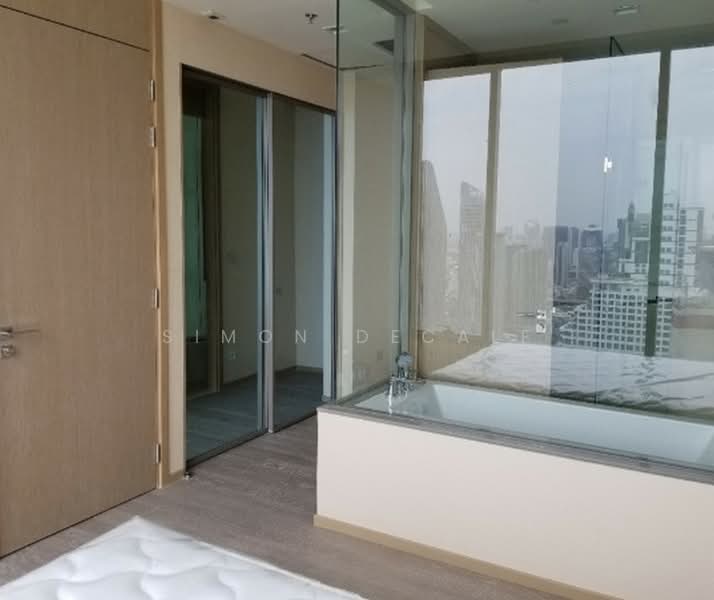 The Esse Asoke, Bangkok, 333 Soi Sukhumvit 21, Sukhumvit Road, Khlongtoei Nua, Watthana, Bangkok, 1 Bedroom, 44 sqm, Condo For Rent, by Simon Decalf, 500354498 - DDproperty.com