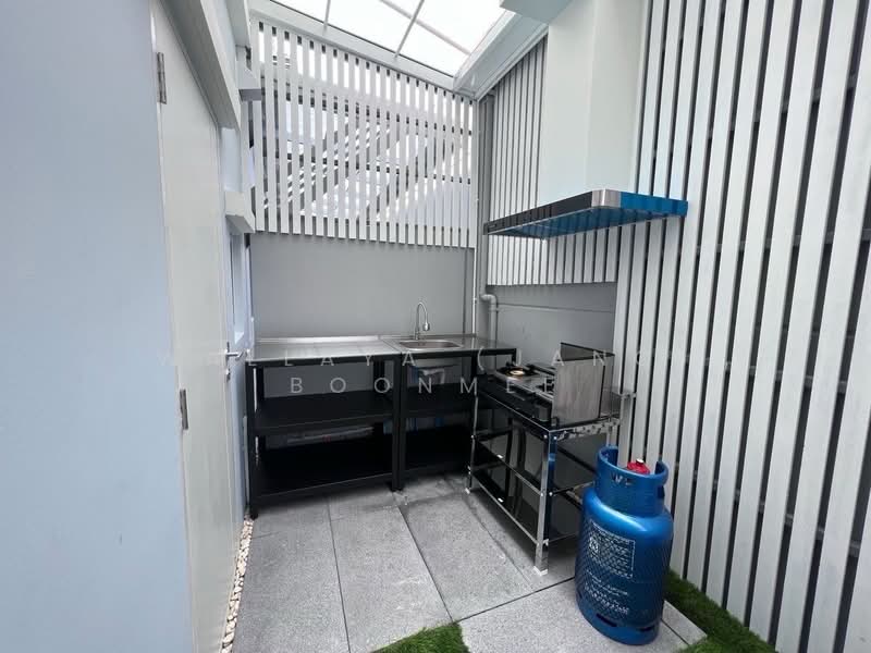 Indy 2 Bangna-Ramkhamhaeng 2, Bangkok, Soi Ramkhamhaeng 2, Dok Mai, Prawet, Bangkok, 3 Bedrooms, 122 sqm, Townhouse For Rent, by Wallaya (Jang) Boonmee, 500354501 - DDproperty.com