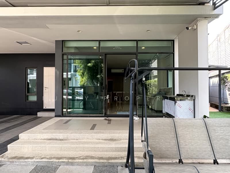 Setthasiri Krungthep Kreetha, Bangkok, Krungthep Kreetha Road, Hua Mak, Bang Kapi, Bangkok, 4 Bedrooms, 200 sqm, Single Detached House For Sale, by Nutty Property, 500354514 - DDproperty.com