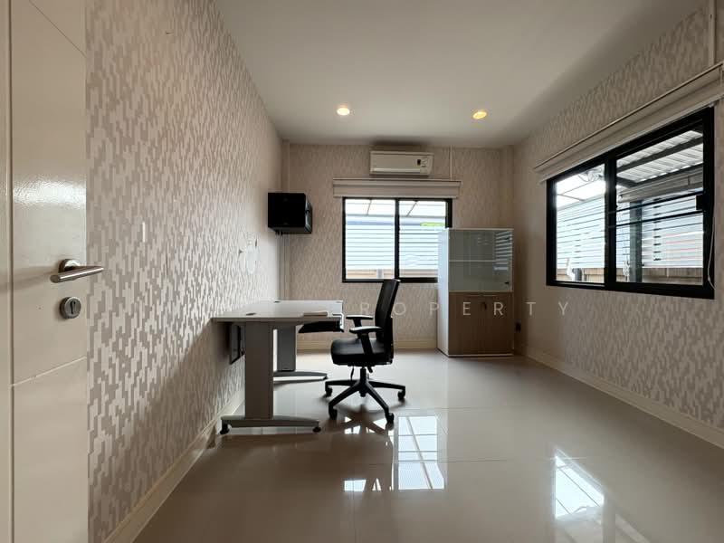 Setthasiri Krungthep Kreetha, Bangkok, Krungthep Kreetha Road, Hua Mak, Bang Kapi, Bangkok, 4 Bedrooms, 200 sqm, Single Detached House For Sale, by Nutty Property, 500354514 - DDproperty.com