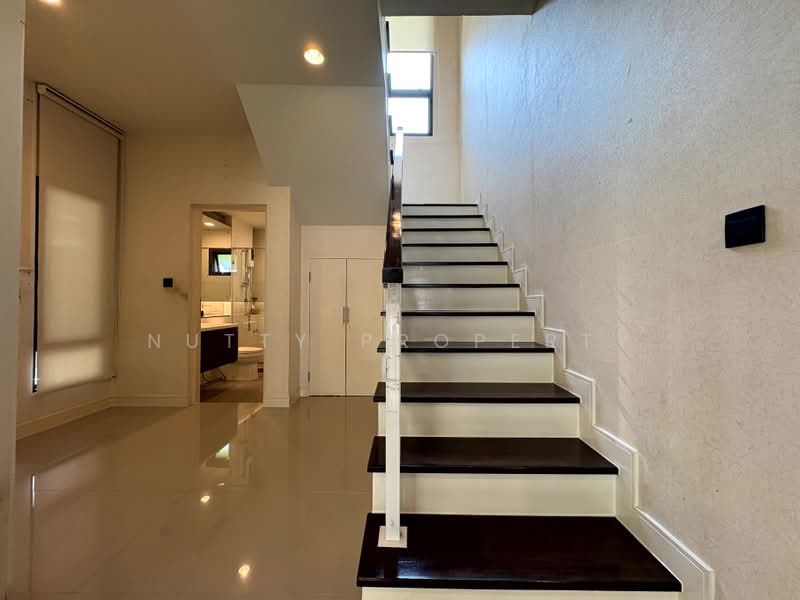 Setthasiri Krungthep Kreetha, Bangkok, Krungthep Kreetha Road, Hua Mak, Bang Kapi, Bangkok, 4 Bedrooms, 200 sqm, Single Detached House For Sale, by Nutty Property, 500354514 - DDproperty.com
