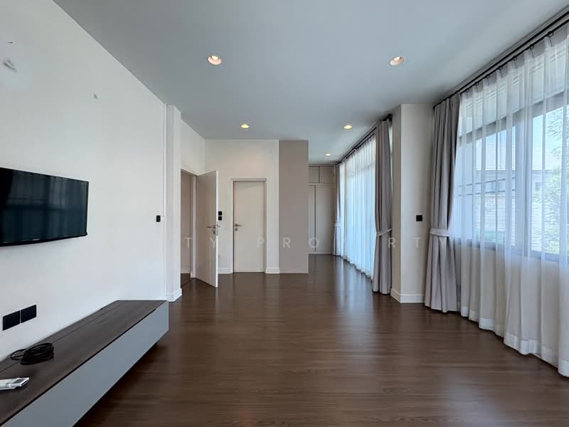 Setthasiri Krungthep Kreetha, Bangkok, Krungthep Kreetha Road, Hua Mak, Bang Kapi, Bangkok, 4 Bedrooms, 200 sqm, Single Detached House For Sale, by Nutty Property, 500354514 - DDproperty.com