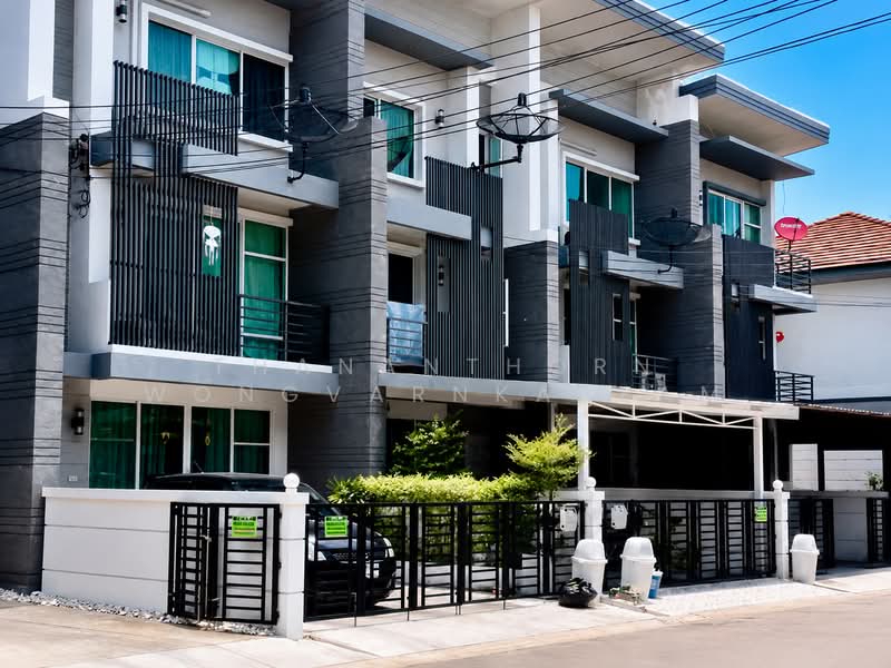 Town Avenue Rama 9 : ทาวน์ อเวนิว พระราม 9, กรุงเทพ, ซอยกรุงเทพกรีฑา 7, หัวหมาก, บางกะปิ, กรุงเทพ, 162 ตร.ม., ทาวน์เฮ้าส์ ให้เช่า, โดย Thananthorn Wongvarnkaseam, 500354522 - DDproperty.com
