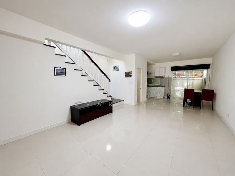 Town Avenue Rama 9, Bangkok, Soi Krungthep Kreetha 7, Hua Mak, Bang Kapi, Bangkok, 3 Bedrooms, 162 sqm, Townhouse For Rent, by Thananthorn Wongvarnkaseam, 500354522 - DDproperty.com