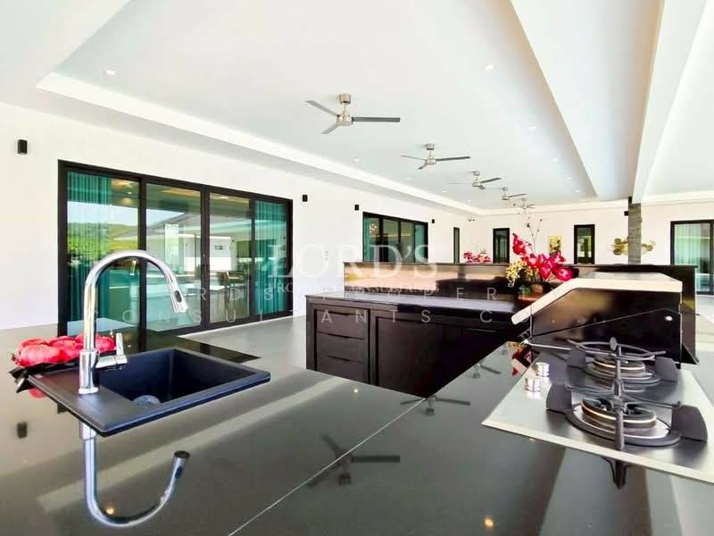 Pran Buri Wang Pong, Prachuap Khiri Khan, Wang-Pong, Pran Buri, Prachuap Khiri Khan, 6 Bedrooms, 822 sqm, Villa For Sale, by Mark Puttkammer, 500354545 - DDproperty.com
