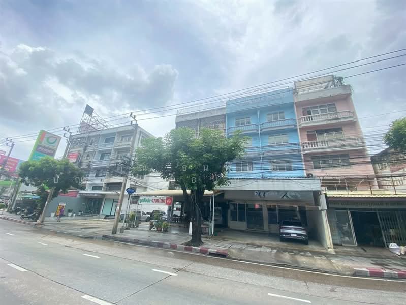 อาคารพาณิชย์ 4.5 ชั้น 45 ตร.ว. ติดถนนนวมินทร์ ใกล้โรงเรียนพระมารดา ใกล้ซอยนวมินทร์83, กรุงเทพ, ถนนนวมินทร์, คลองกุ่ม, บึงกุ่ม, กรุงเทพ, 200 ตร.ม., ตึกแถว-อาคารพาณิชย์ ขาย, โดย คุณ ธนพัชญ์ ปัญญพัชญ์ธนัน (บุญ), 500354559 - DDproperty.com