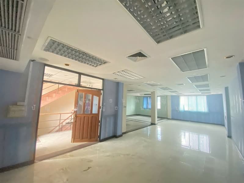 อาคารพาณิชย์ 4.5 ชั้น 45 ตร.ว. ติดถนนนวมินทร์ ใกล้โรงเรียนพระมารดา ใกล้ซอยนวมินทร์83, กรุงเทพ, ถนนนวมินทร์, คลองกุ่ม, บึงกุ่ม, กรุงเทพ, 200 ตร.ม., ตึกแถว-อาคารพาณิชย์ ขาย, โดย คุณ ธนพัชญ์ ปัญญพัชญ์ธนัน (บุญ), 500354559 - DDproperty.com